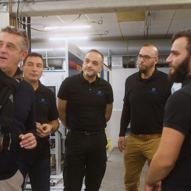 Nous encourageons activement nos collaborateurs à s’exprimer librement, à partager leurs idées et à participer à l’amélioration continue de nos process.