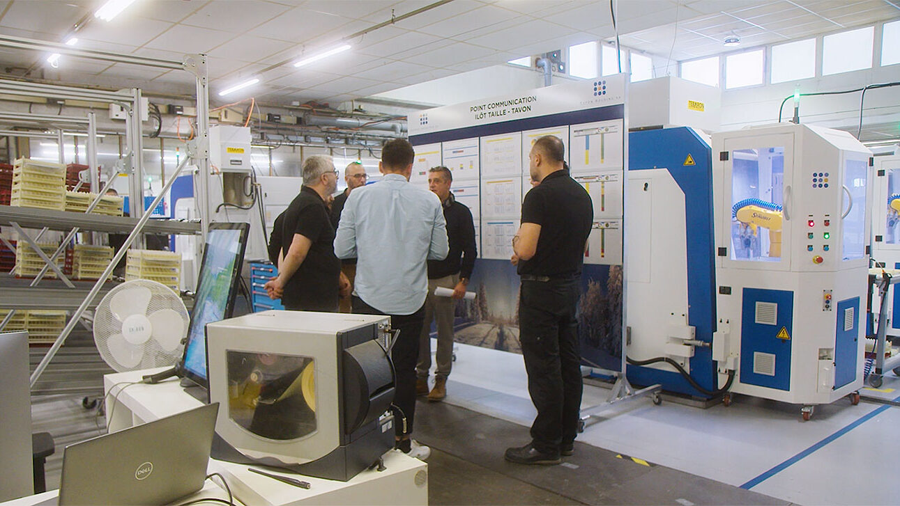 Echanges et partage des idées entre collaborateurs