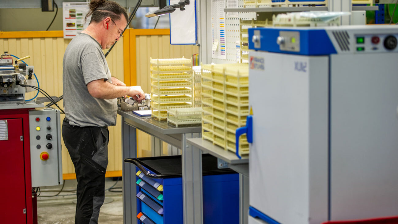 Vérification de la qualité des verres de montres