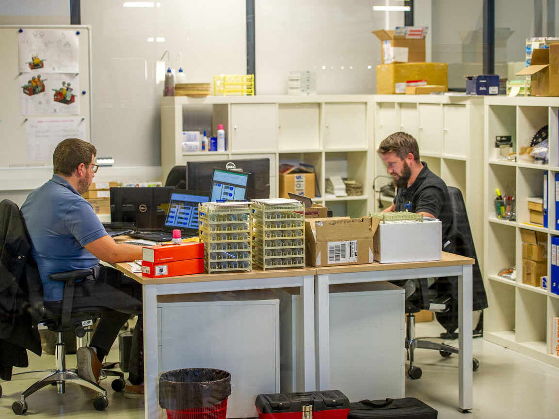 Bureaux d'études chez Saphir Industrie