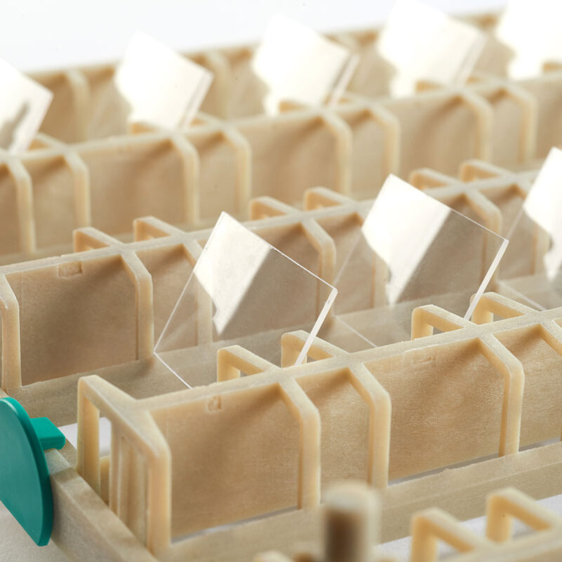 Bac de travail pour glaces de montres - Plasturgie